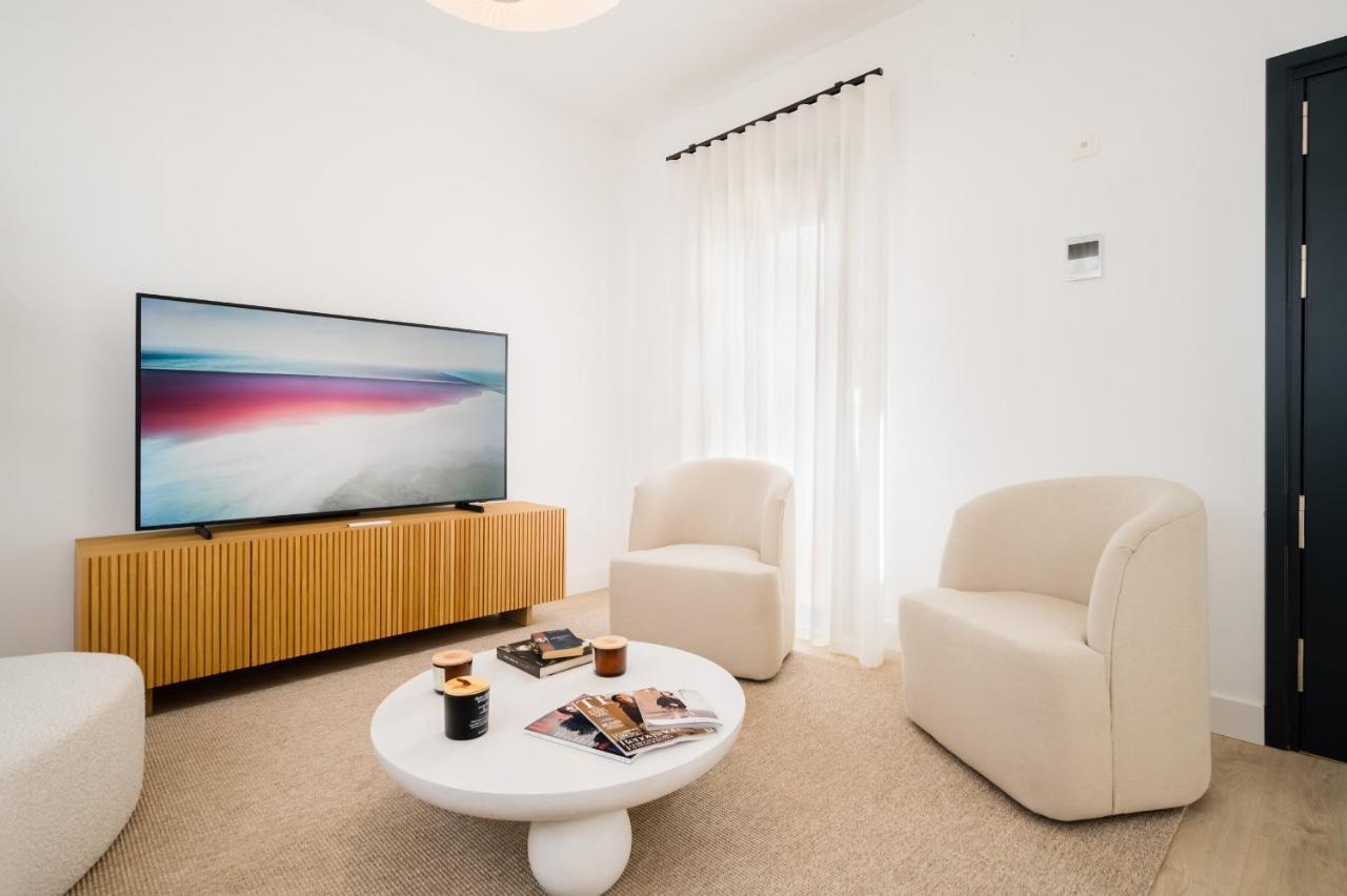 Апартаменты Stylish Designer Duplex-3Beds 2Baths-Puerta Carmona Centro Севилья Экстерьер фото