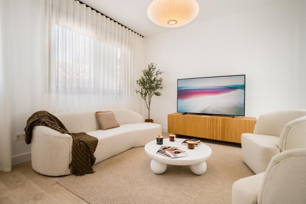 Апартаменты Stylish Designer Duplex-3Beds 2Baths-Puerta Carmona Centro Севилья Экстерьер фото