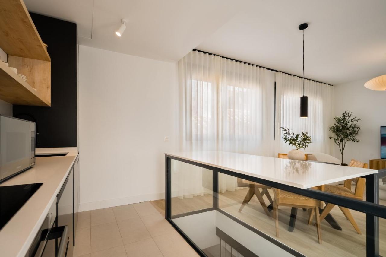 Апартаменты Stylish Designer Duplex-3Beds 2Baths-Puerta Carmona Centro Севилья Экстерьер фото