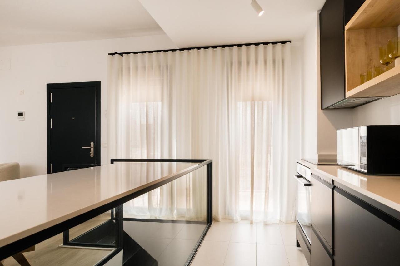 Апартаменты Stylish Designer Duplex-3Beds 2Baths-Puerta Carmona Centro Севилья Экстерьер фото